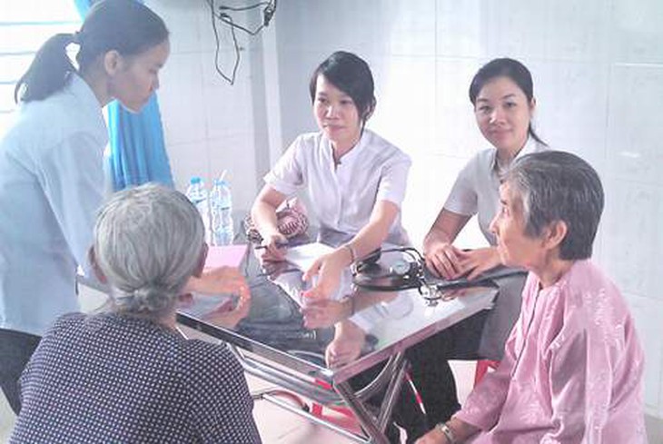 Liệt do thuốc…  1