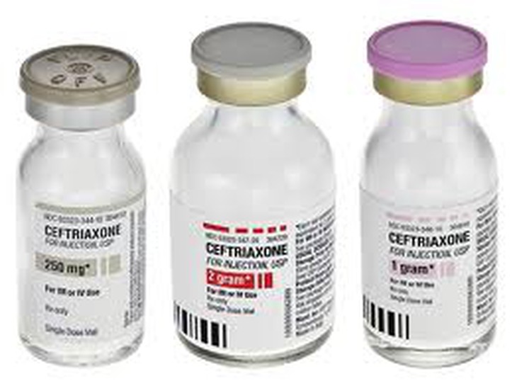 Không dùng ceftriaxone với các sản phẩm có canxi 2