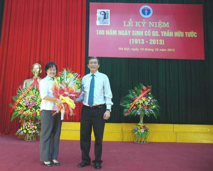 Trang trọng kỷ niệm 100 năm ngày sinh cố GS. Trần Hữu Tước 2
