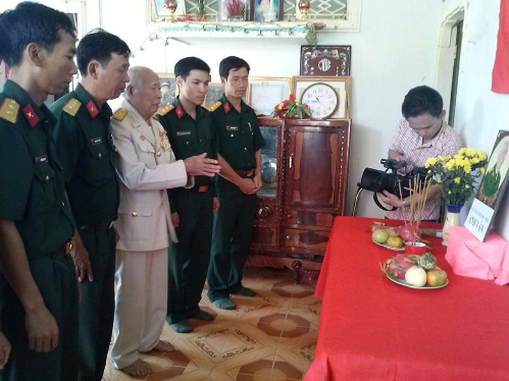 Người lính già 91 tuổi lập Ban thờ Đại tướng Võ Nguyên Giáp 1