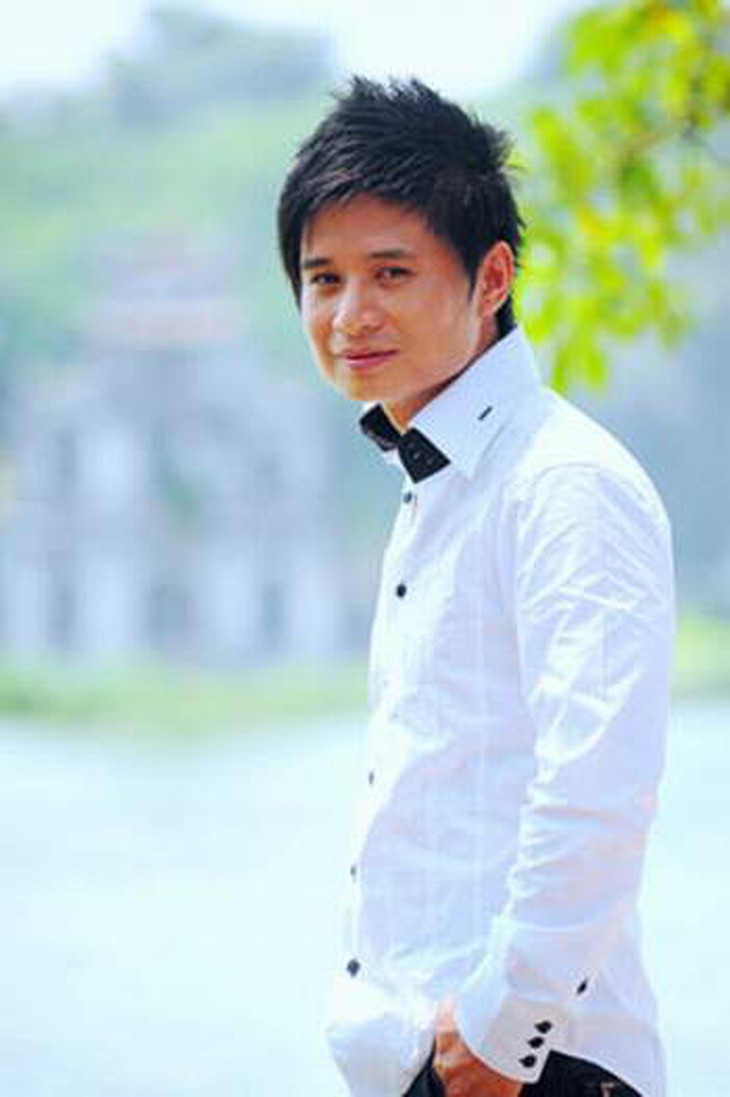 Ca sĩ Tấn Minh và Hà Nội 1