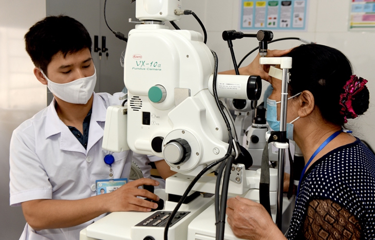 Đừng để mù lòa do bệnh võng mạc đái tháo đường
