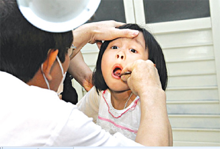 Trẻ viêm VA có nguy hiểm không?