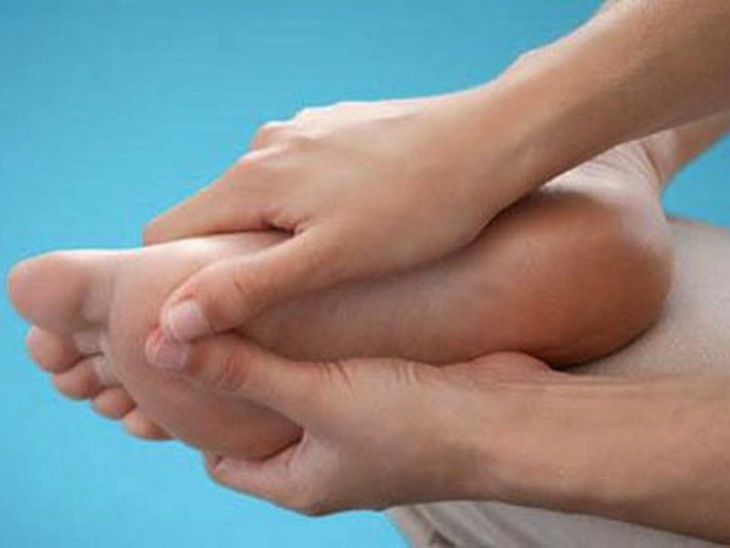 Phù chân có nguy hiểm?