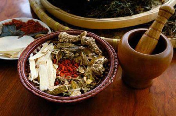 Không nên tự ý cho trẻ uống thuốc Bắc