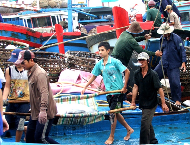 Ngư dân trúng đậm "lộc biển" đầu năm