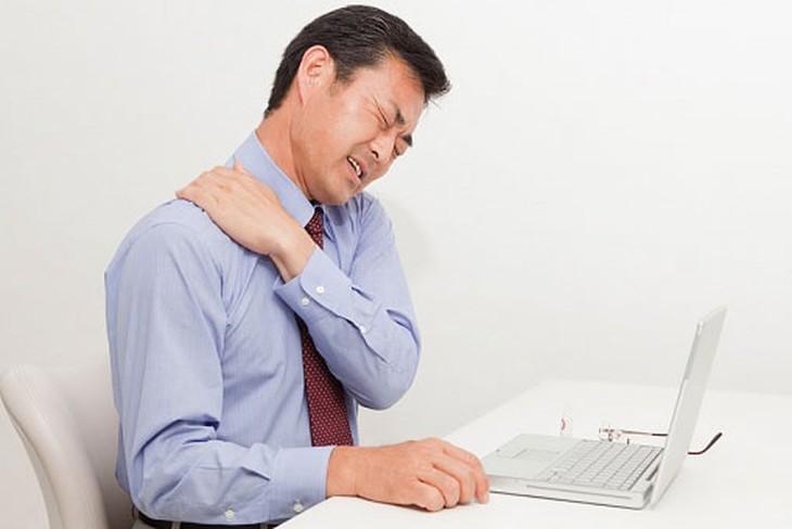 Bài thuốc hay trị đau vai gáy