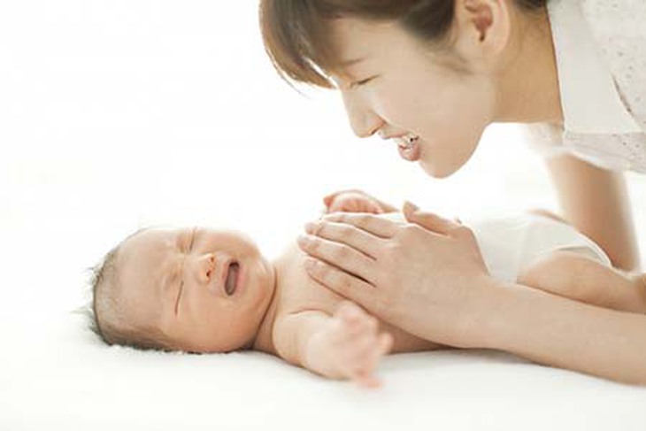 Trẻ khóc đêm và cách khắc phục