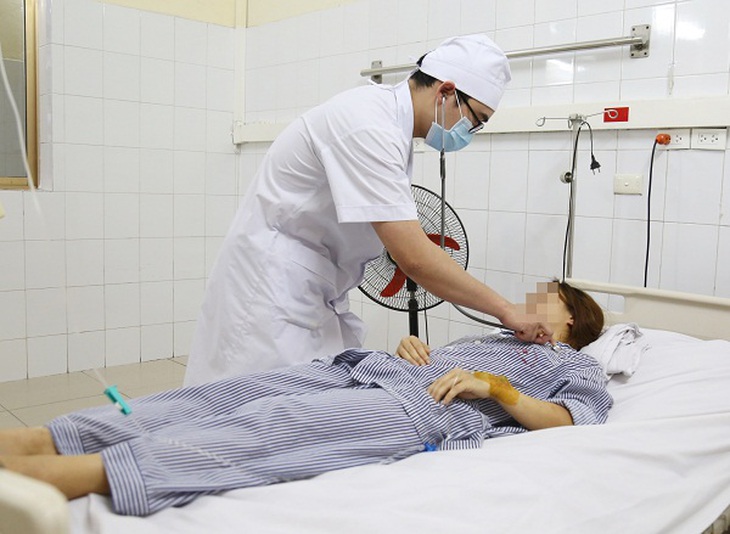 Suy gan cấp do ngộ độc Paracetamol