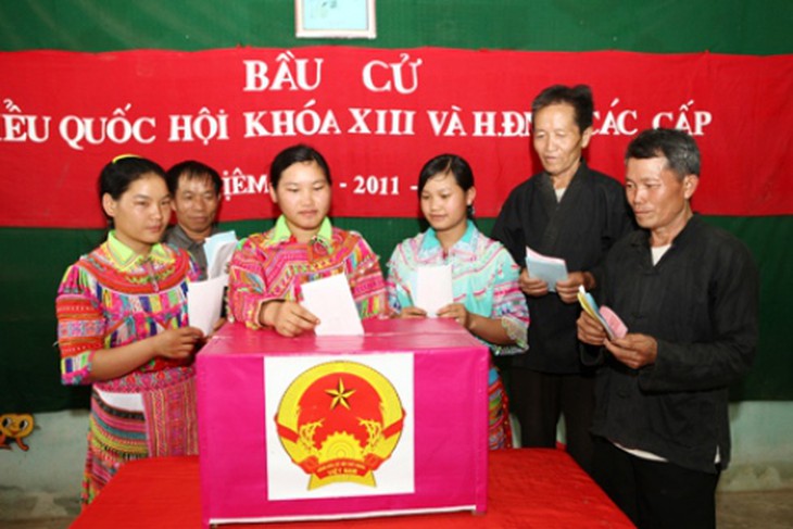 bau-cu-dai-bieu-QH