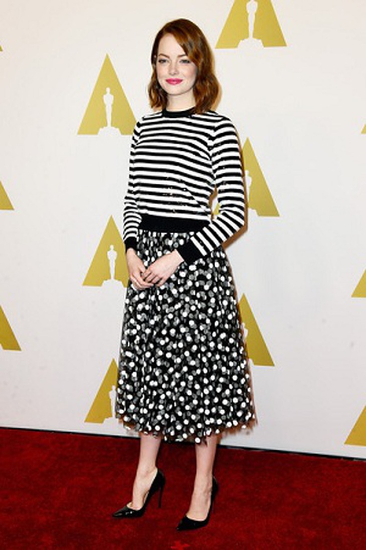 Gam-mau-thoi-trang-Oscar-Emma-Stone2015