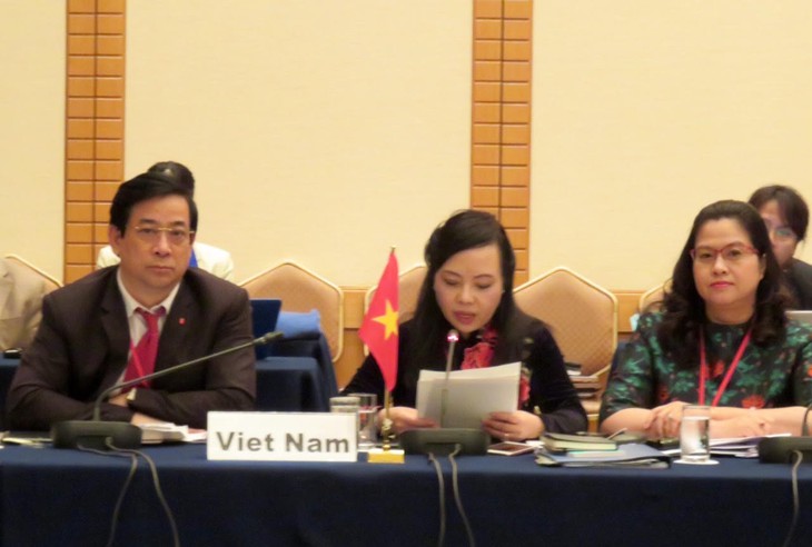 Hoi-nghi-cac-Bo-truong-Y-te-chau-A-ve-khang-khang-sinh-2