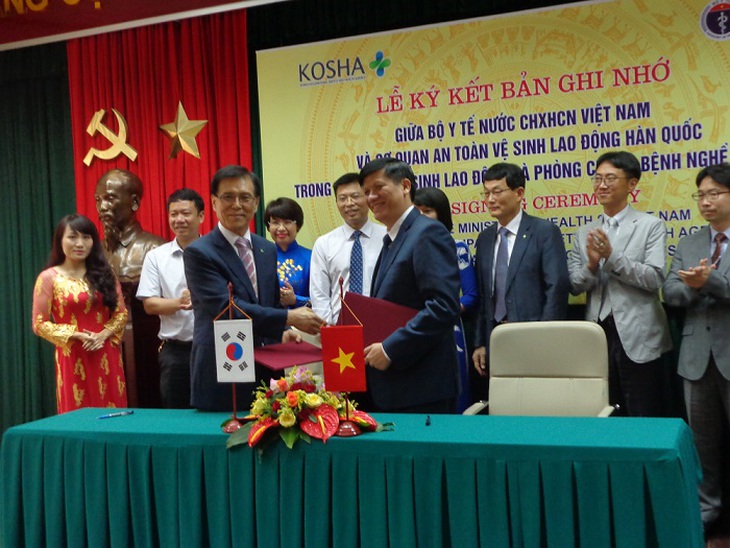 Le-ky-bien-ban-hop-tac-giua-Bo-Y-te-voi-Co-quan-An-toan-ve-sinh-lao-dong-Han-Quoc