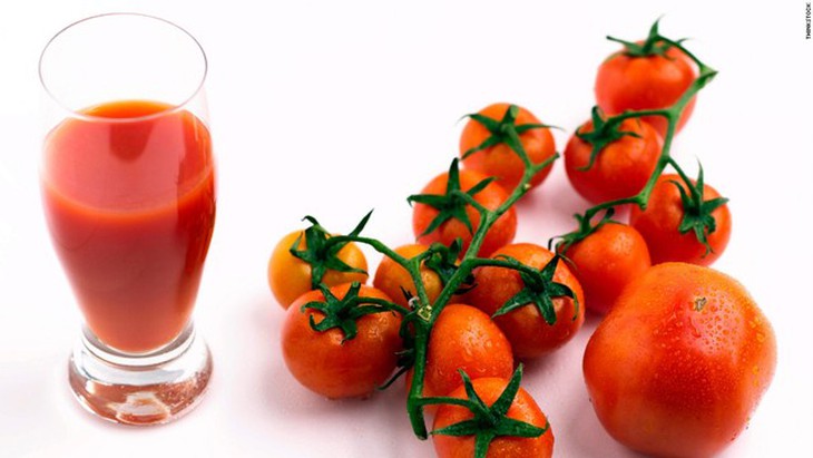 cà chua giữ màu tóc nhuộm