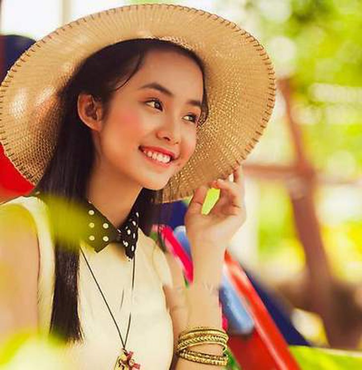 Bi-quyet-bao-ton-su-tre-trung-Sinh-hoat-ngoai-troi-nen-doi-mu-va-thoa-kem-chong-nang-de-phong-chong-lao-hoa-da