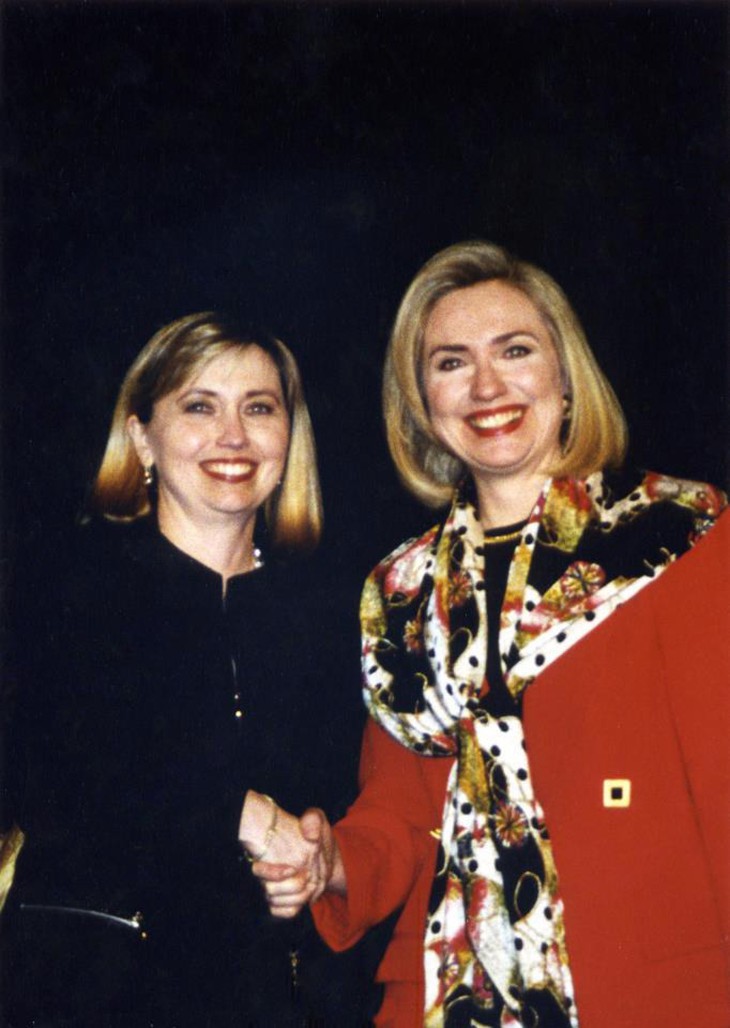 Hillary Clinton, Teresa Barnwell va Hillary Clinton gap nhau nam 1996