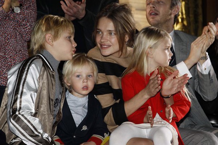 Sao Hollywood lam me o tuoi thieu nien - Natalia Vodianova
