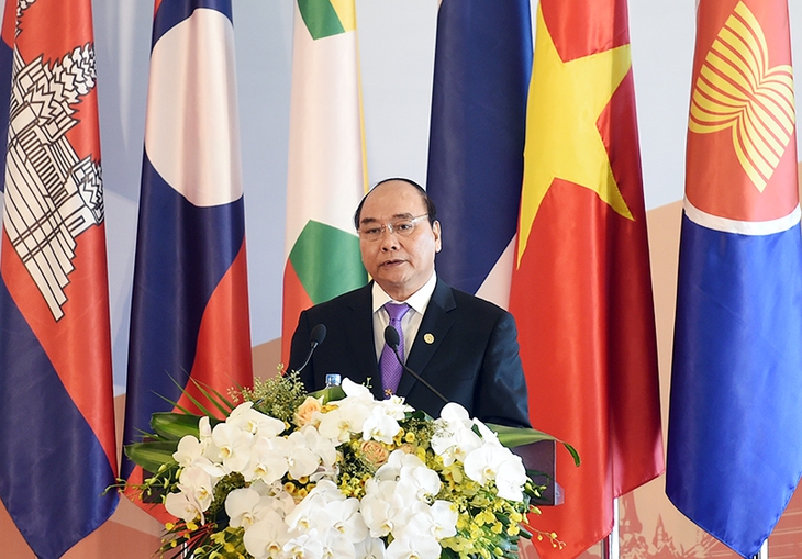 Thu tuong Nguyen Xuan Phuc khai mac ACMECS-7, CLMV-8