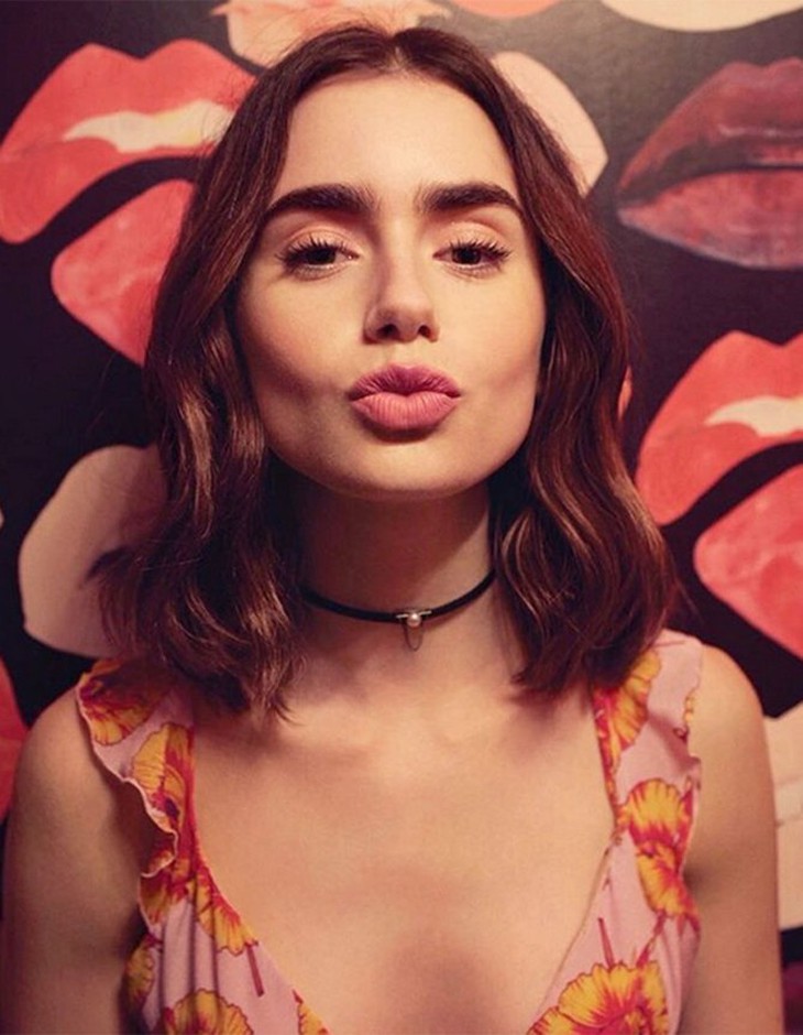 Valentine - LiLy Collins