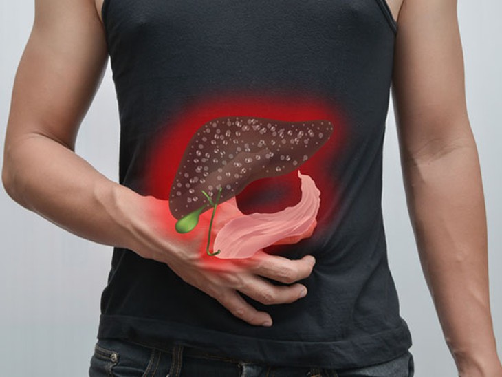 Ngứa là một triệu chứng của bệnh gan