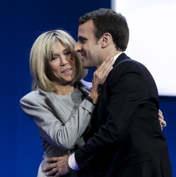 Trogneux ngày xưa từng là giáo viên dạy văn của Macron