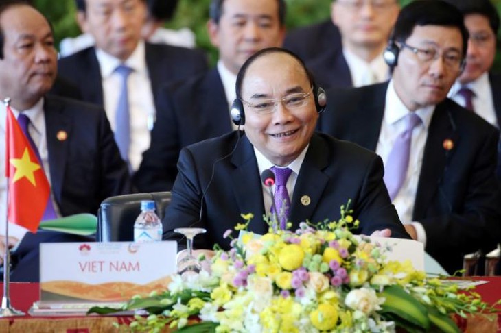 Thủ tướng Nguyễn Xuân Phúc tại cuộc hội đàm với Tổng thống Donald Trump