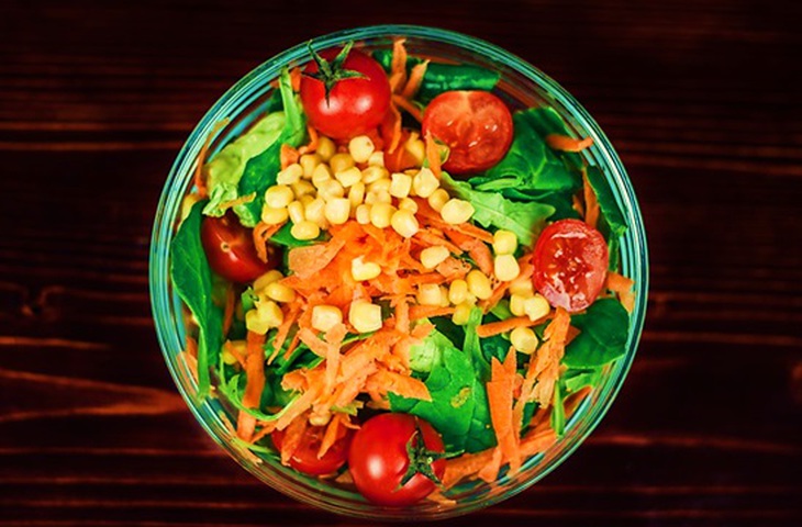 Salad hạt và ngũ cốc