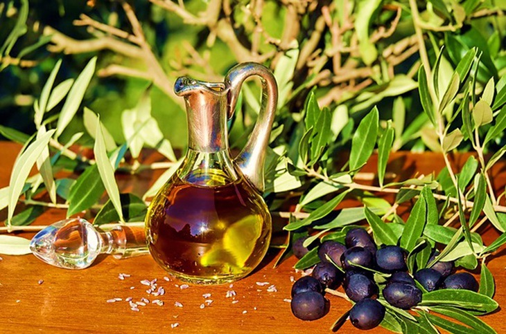 Dầu Olive tự nhiên 