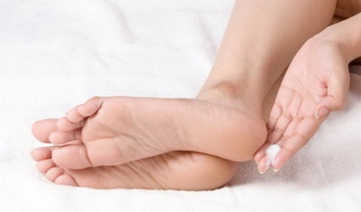 phòng tránh da nứt nẻ mùa đông