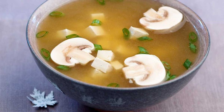 Canh nấm nấu đậu phụ - vị thuốc hỗ trợ điều trị ung thư.