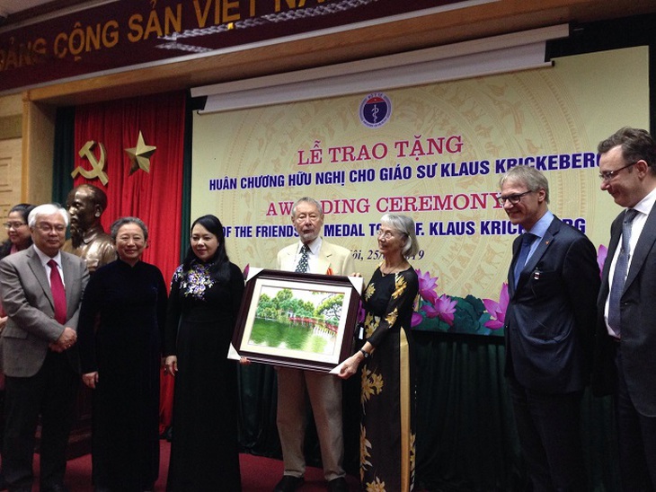 Lễ trao tặng Huân chương Hữu nghị cho GS. Klaus Krickeberg