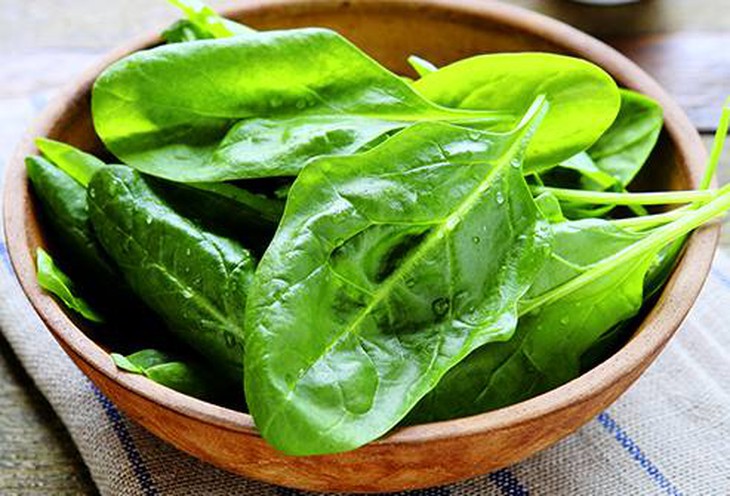 Rau chân vịt hỗ trợ điều trị tiểu đường tuýp 2