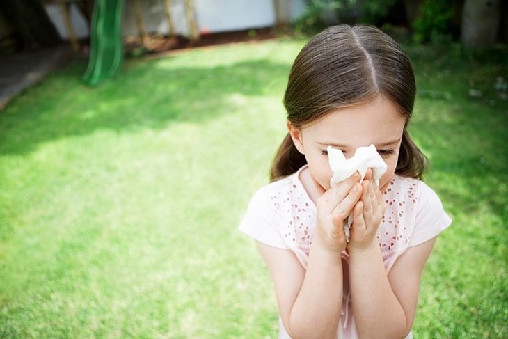 Cách hạn chế sổ mũi, ngạt mũi cho trẻ