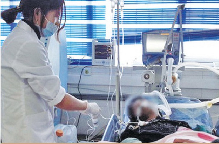 Bệnh nhân cấp cứu tại BVĐK Lai Châu. Ảnh: VOV