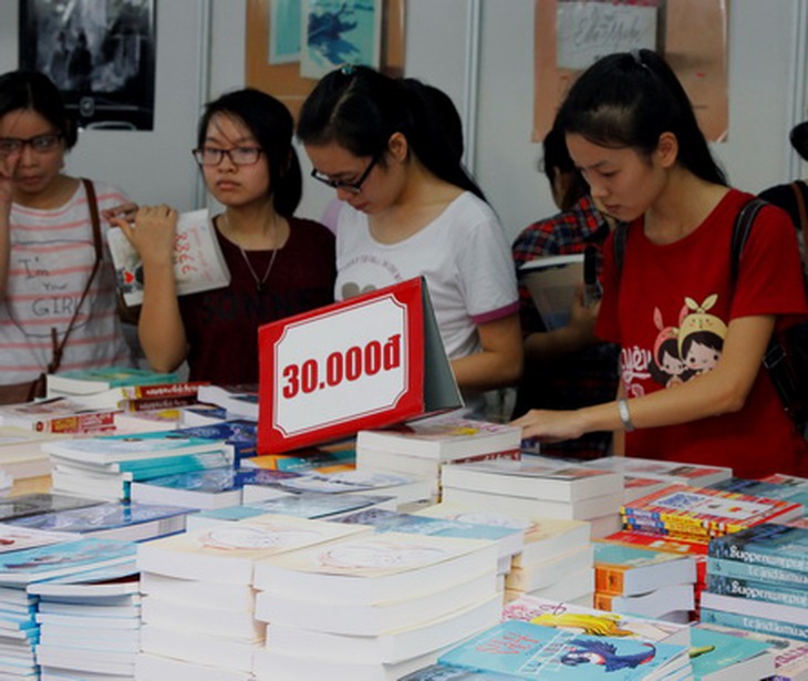 Nhiều bạn trẻ đã tìm đến sách để nâng cao kiến thức nhưng một bộ phận vẫn chưa có thói quen đọc sách đúng cách.