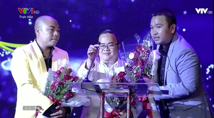Đoàn làm phim Sài gòn anh yêu em nhận giải thưởng Cánh Diều Vàng hạng mục Phim truyện điện ảnh xuất sắc nhất 2016.