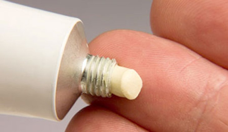 Dày sừng nang lông: Nhận biết và chăm sóc đúng cách - Ảnh 1.