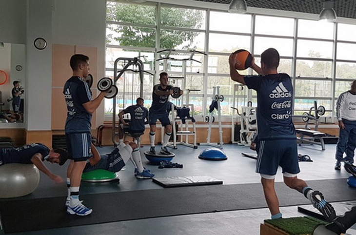 U20 Argentina tích cực tập luyện chuẩn bị cho chuyến du đấu tại Việt Nam.