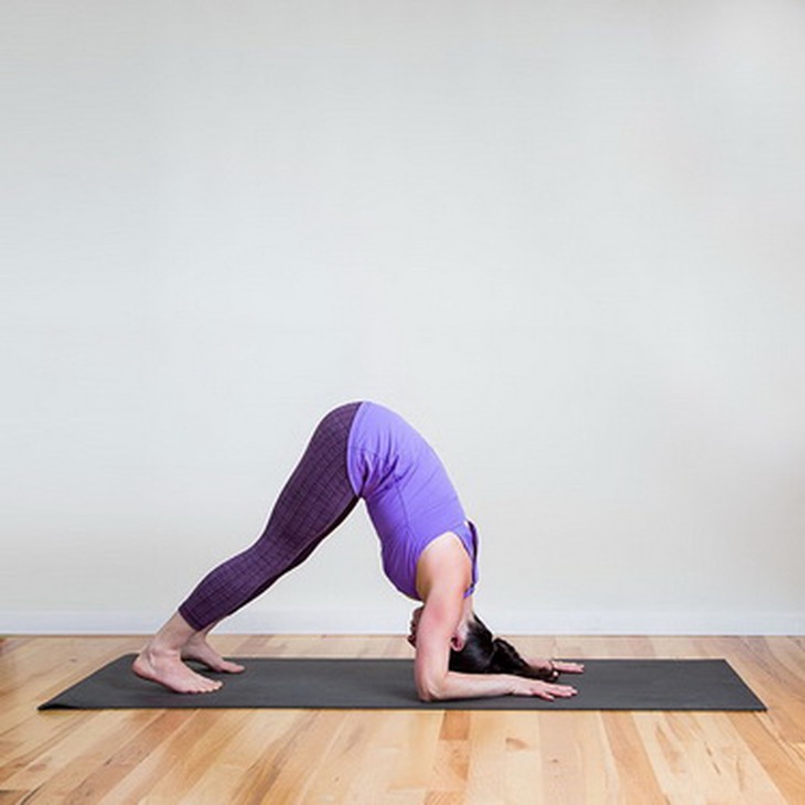 yoga chữa đau đầu - tư thế 2