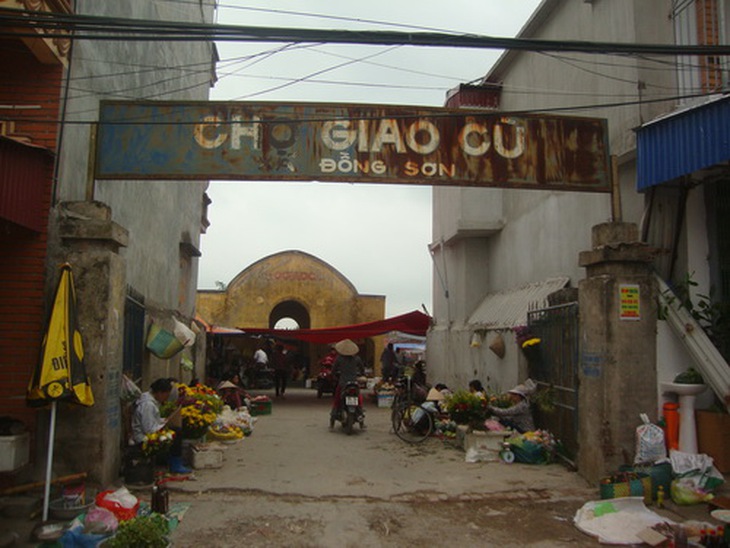 Chợ Giao Cù.