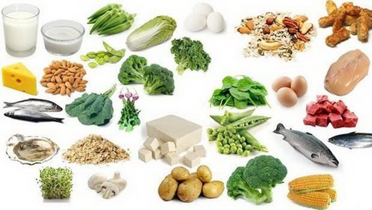 Cần ăn nhiều bữa trong ngày, đa dạng thức ăn như  thịt nạc, cá, ngũ cốc nguyên hạt, ăn nhiều trái cây và rau quả.