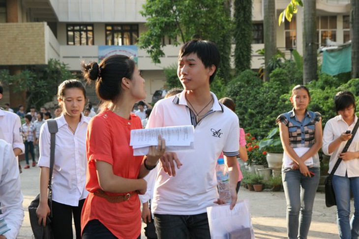 Ngành bảo hiểm sẽ thực hiện thu phí linh hoạt với HSSV. Ảnh: TM