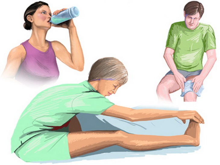 Chườm nóng, kéo giãn cơ, bù đủ nước giúp giảm chứng chuột rút.