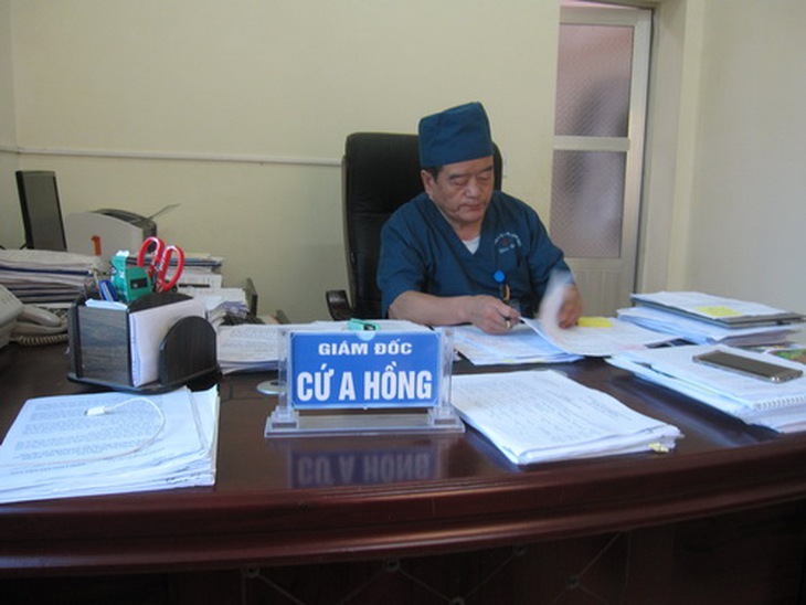 BS. Cứ A Hồng.