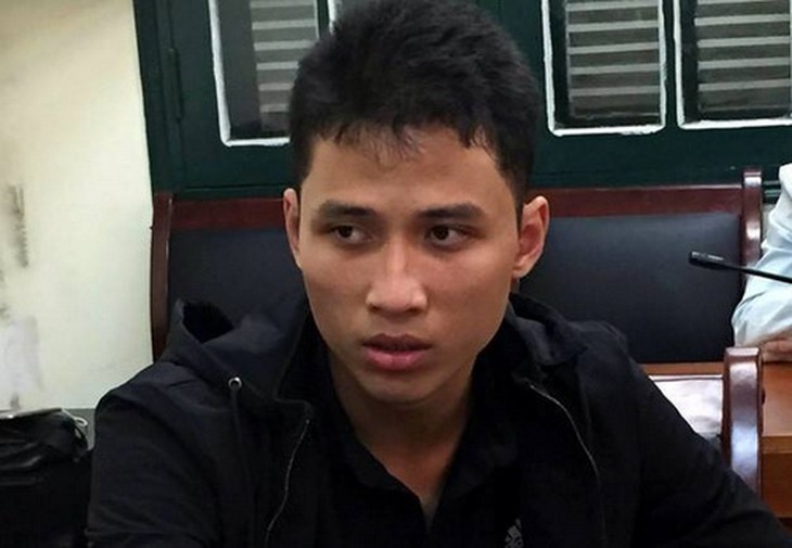 Nghi can giết người Phạm Thanh Tùng tại cơ quan điều tra.