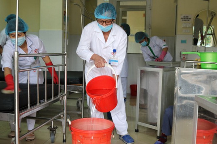 Tổng vệ sinh toàn viện, kiểm soát nhiễm khuẩn