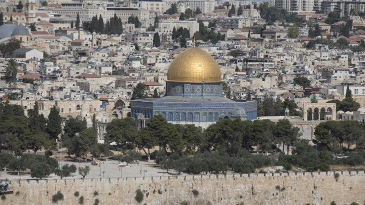 Thành phố Jerusalem, tâm điểm tranh chấp giữa người Israel và ngươi Palestine, nơi được cho sẽ trở thành điểm nóng tháng 5 tới khi Đại sứ quán Mỹ chuyển về Jerrusalem.