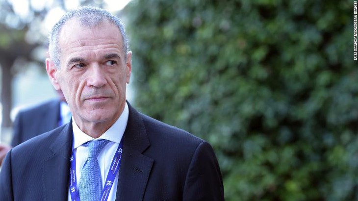 Thủ tướng tạm quyền Italia Carlo Cottarelli