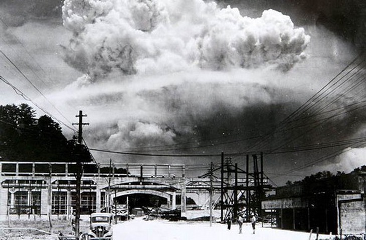 Nagasaki sau thảm họa bom nguyên tử 1945.