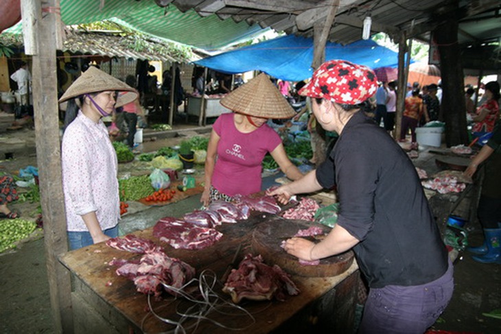 Người tiêu dùng cần quan tâm đến việc lựa chọn thực phẩm an toàn.